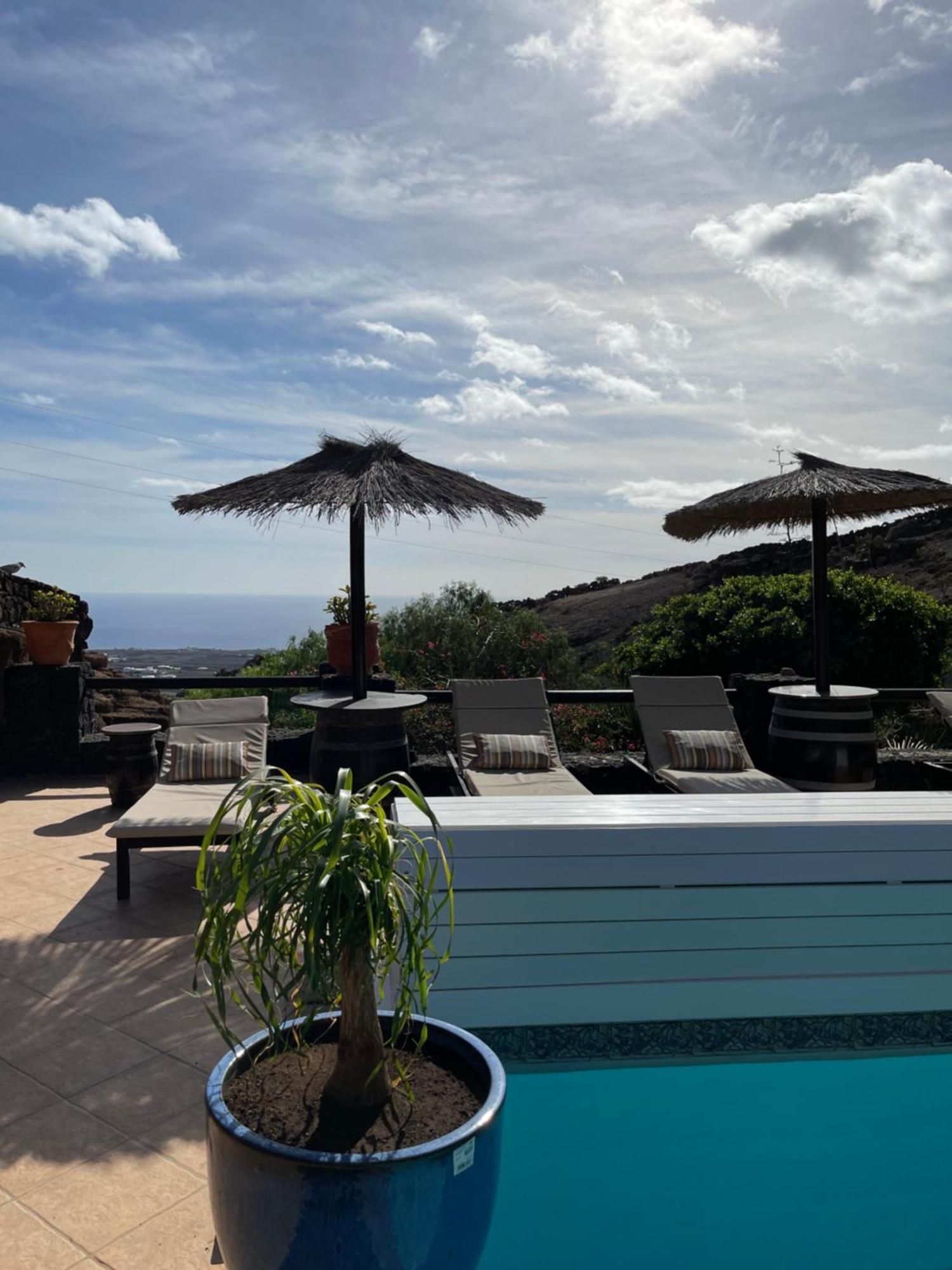 Castillo Lanzarote Villa Sophie - Luxury Villa -Sleep In A Volcanic Cave With Heated Pool Tías Dış mekan fotoğraf