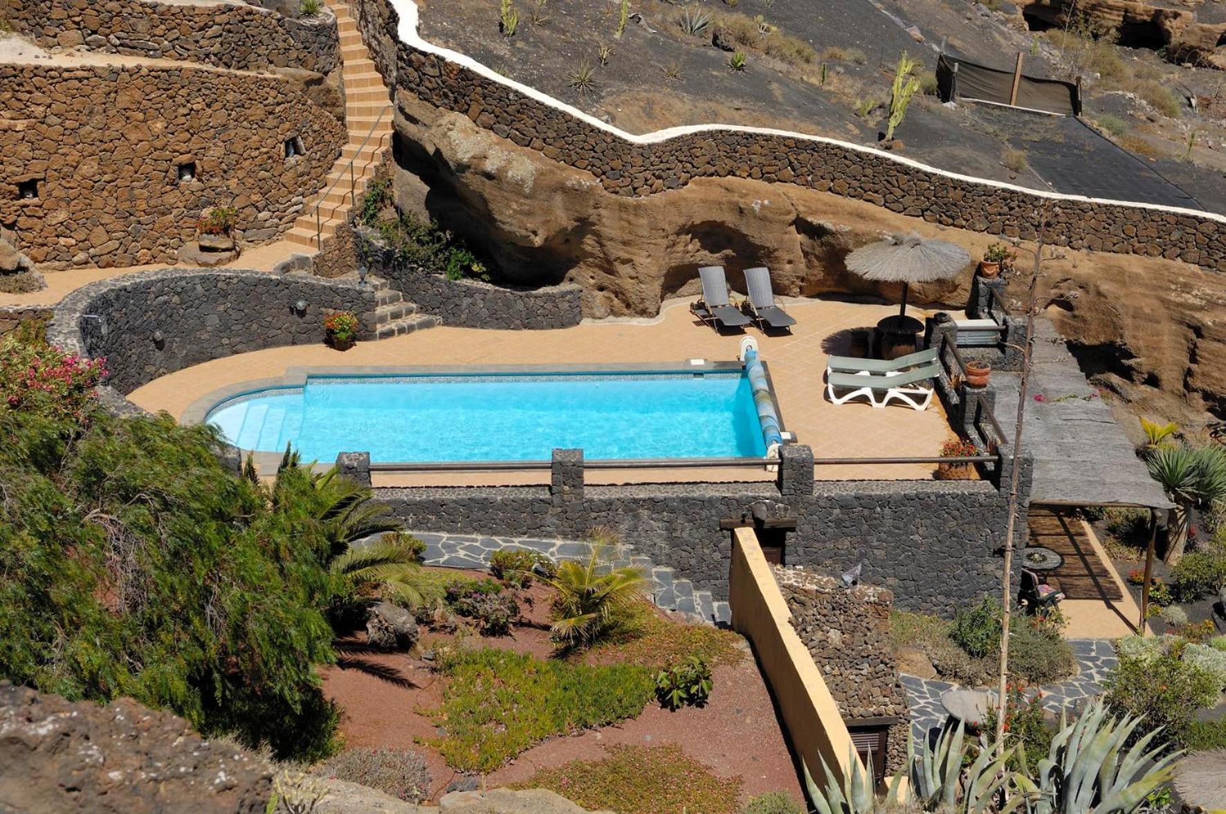 Castillo Lanzarote Villa Sophie - Luxury Villa -Sleep In A Volcanic Cave With Heated Pool Tías Dış mekan fotoğraf