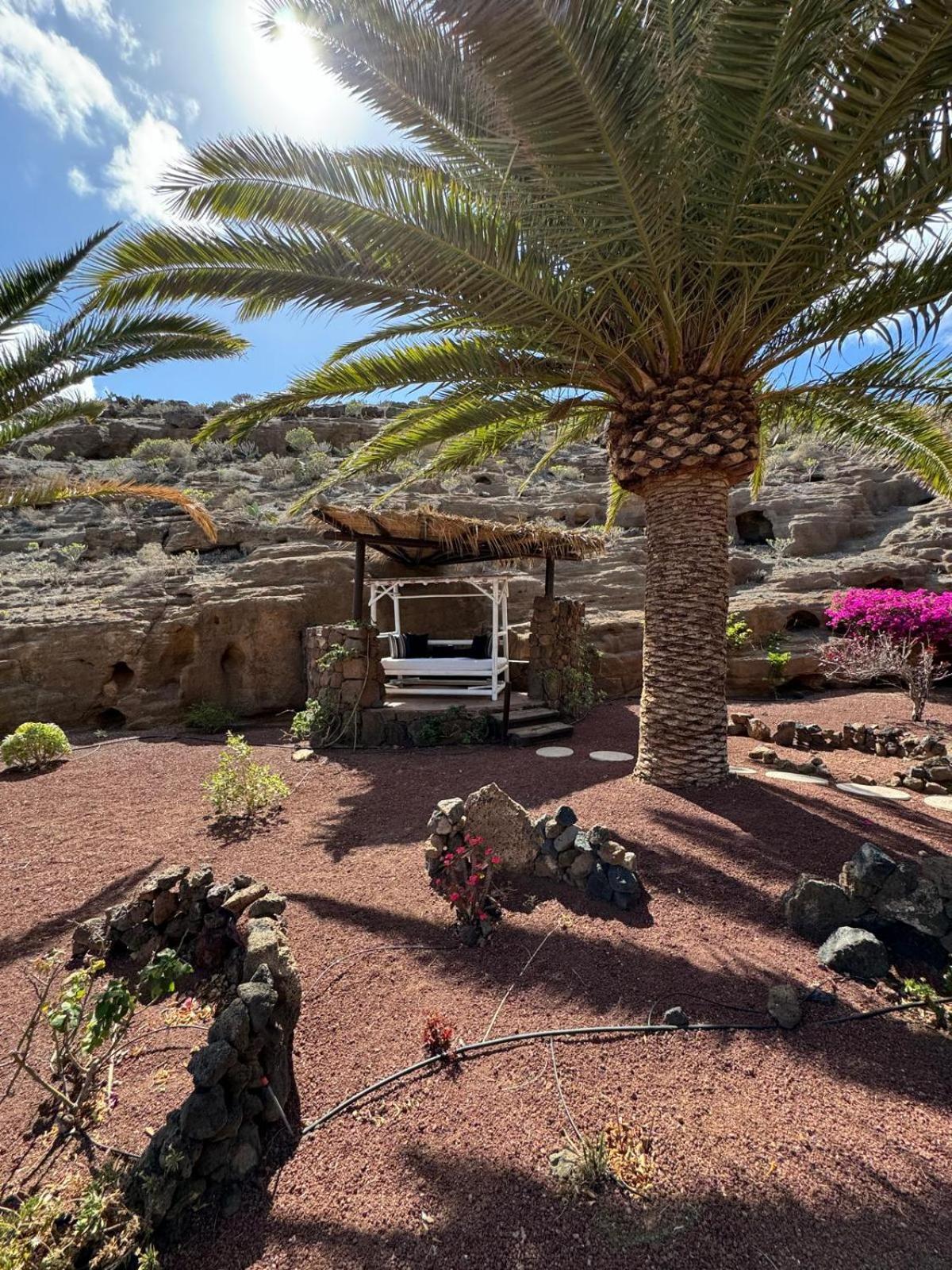 Castillo Lanzarote Villa Sophie - Luxury Villa -Sleep In A Volcanic Cave With Heated Pool Tías Dış mekan fotoğraf